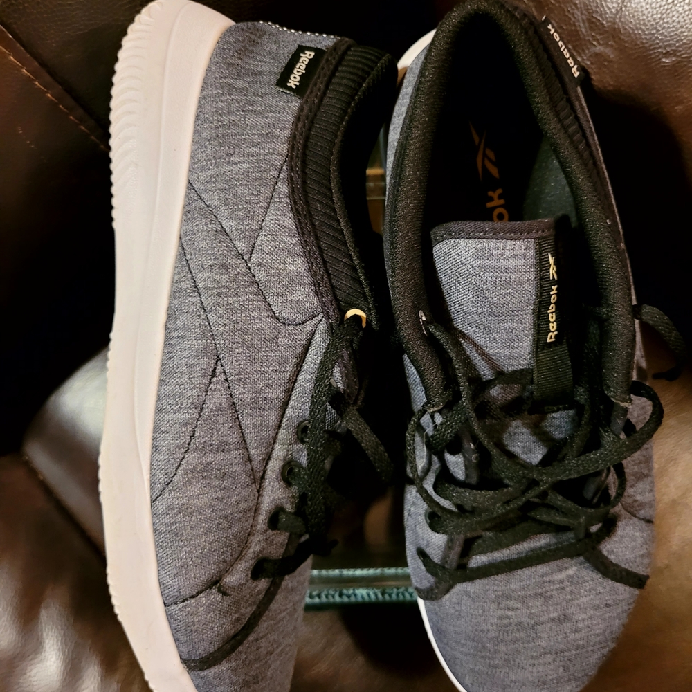 Reebok Men's Black and White Sneakers